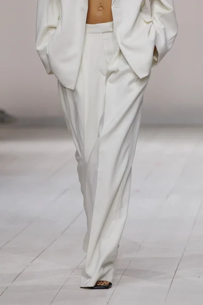 Look 72